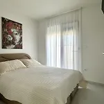 Moderne Maria-vida Piscine 2km Mostar 22km Međugorje