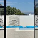 Hébergement de vacances Moderne Maria-vida Piscine 2km Mostar 22km
