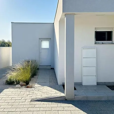 Moderne Maria-vida Piscine 2km Mostar 22km Holiday home