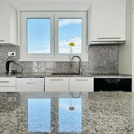 Moderne Maria-vida Piscine 2km Mostar 22km Holiday home *