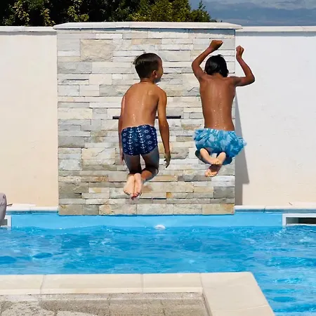 Moderne Maria-vida Piscine 2km Mostar 22km Hébergement de vacances *