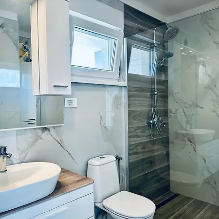 Moderne Maria-vida Piscine 2km Mostar 22km Prázdninový dům Međugorje