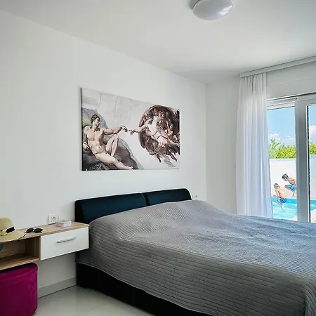 Moderne Maria-vida Piscine 2km Mostar 22km Hébergement de vacances