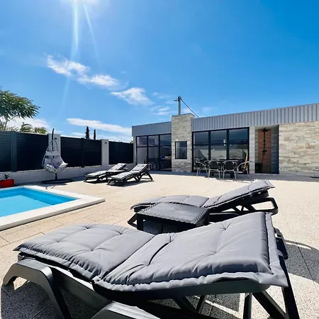 Moderne Maria-vida Piscine 2km Mostar 22km Prázdninový dům